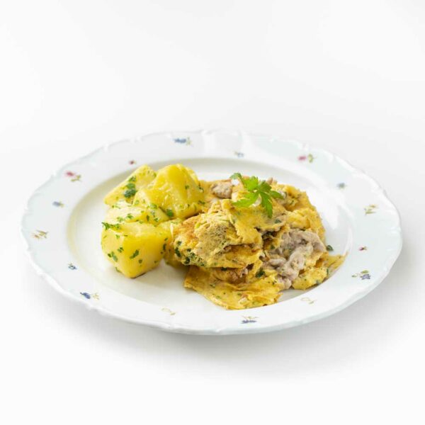 Roasted brains with egg, parsley potatoes and green salad