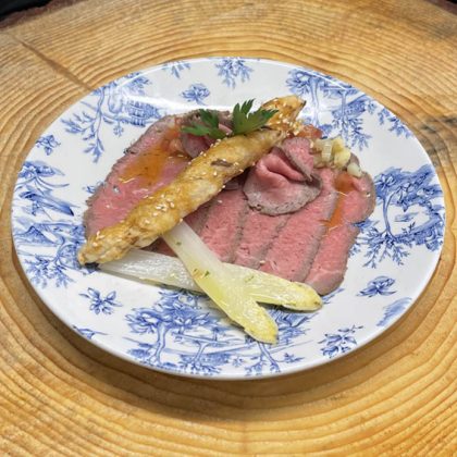 Roast beef with asparagus vinaigrette and ricotta sticks
